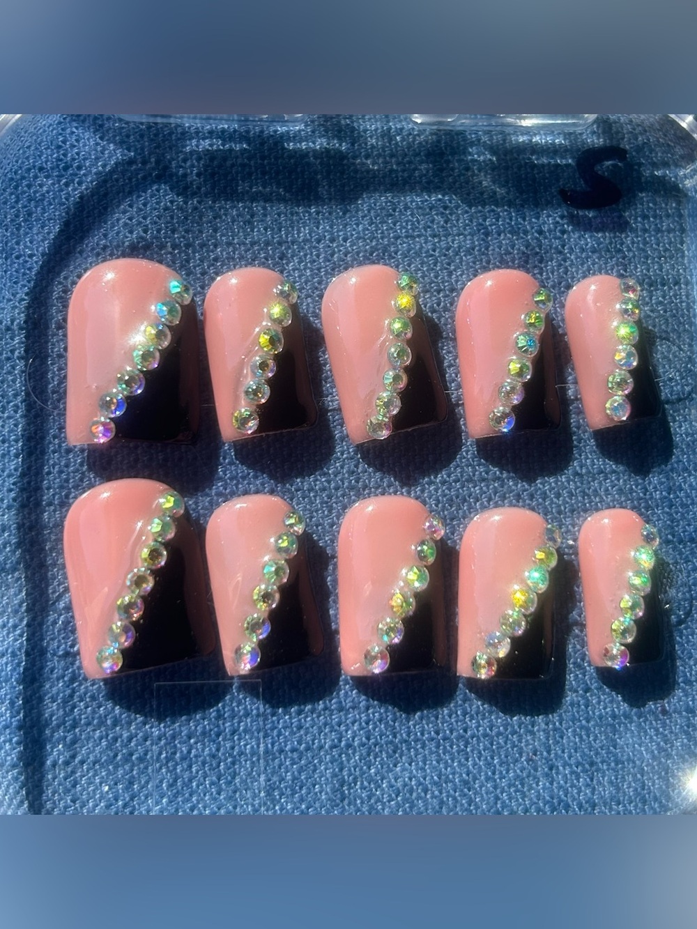 Baby Duck - Handmade Artisan Press On Nails